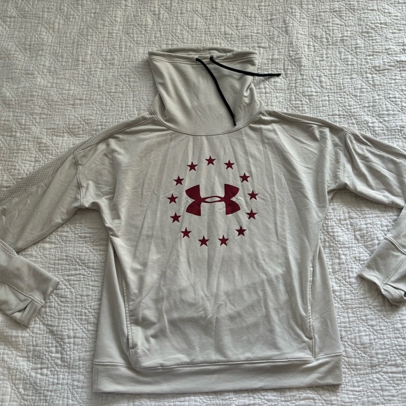 Under Armour Cream and Red Long Sleeve Oversized Hooded Sweatshirt - Picture 2 of 10